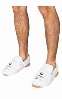 Foot guard, TOKAIDO, with velcro, WKF